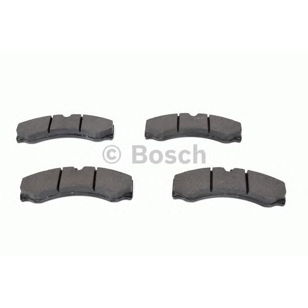 BOSCH - 0 986 424 832 (Комплект тормозных колодок, дисковый тормоз)