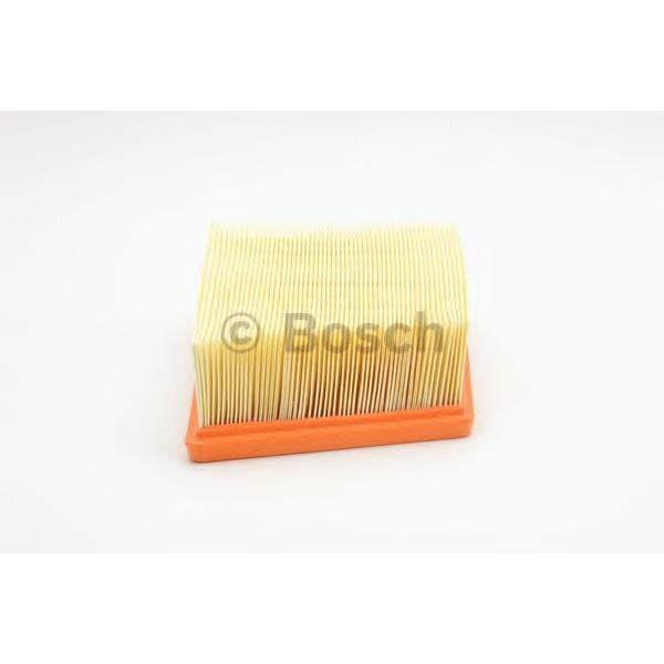 BOSCH - F 026 400 135 (Фильтр воздушный для Ford B-Max 2012~, Fiesta 2011~)