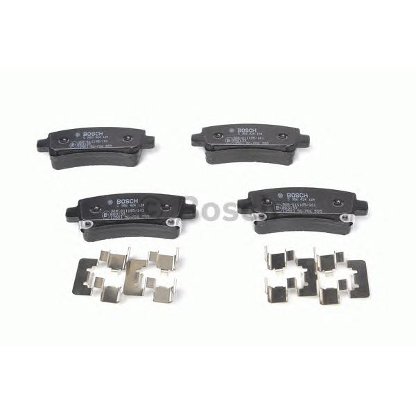 BOSCH - 0 986 424 124 (Колодки тормозные задние Opel Insignia 2008~2017, SAAB 9-5 2010~2012)