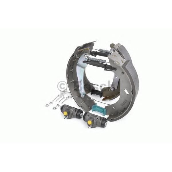 BOSCH - 0204114194 (Колодки барабанные FORD TRANSIT 2000-2006)