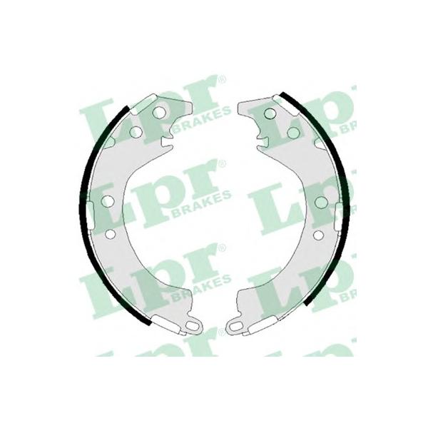 LPR - 08220 (Колодки тормозные барабанные задн TOYOTA: RAV 4 II 00-)